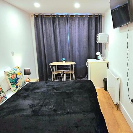 Penelope Ensuite Double Room London Exteriör bild