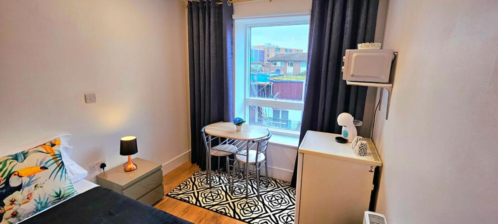 Penelope Ensuite Double Room London Exteriör bild
